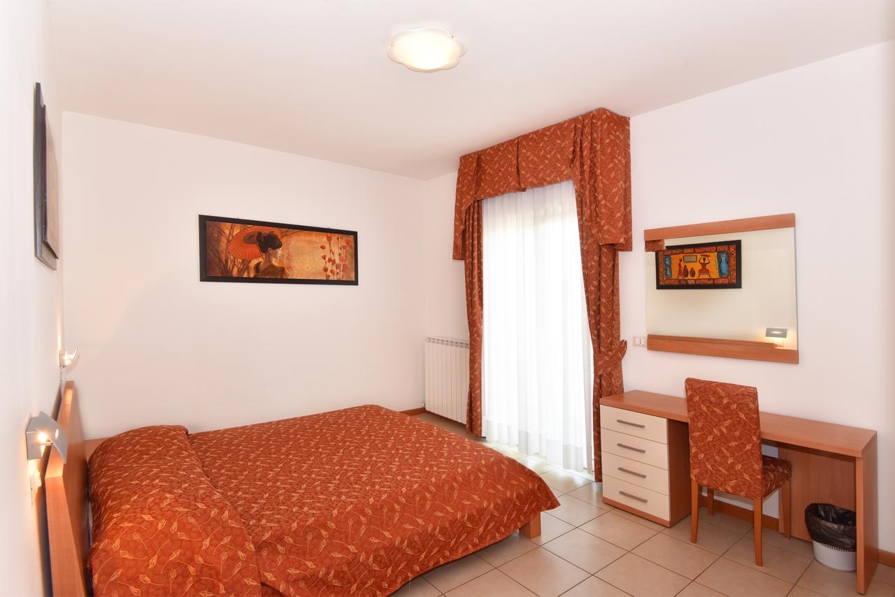Hotel Villa Olga Caorle Exterior photo